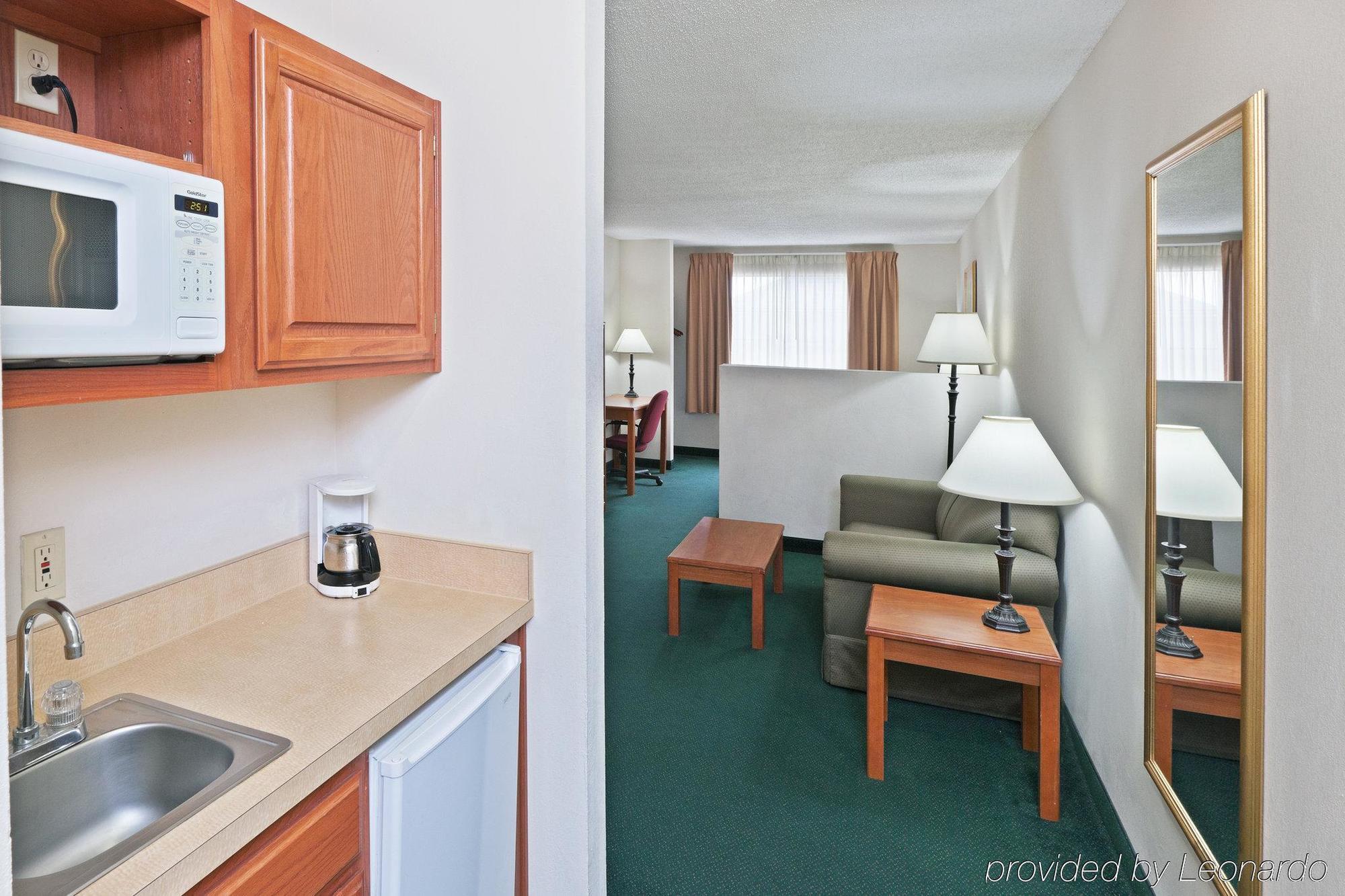 Holiday Inn Express Hotel & Suites Vinita By Ihg Pokoj fotografie